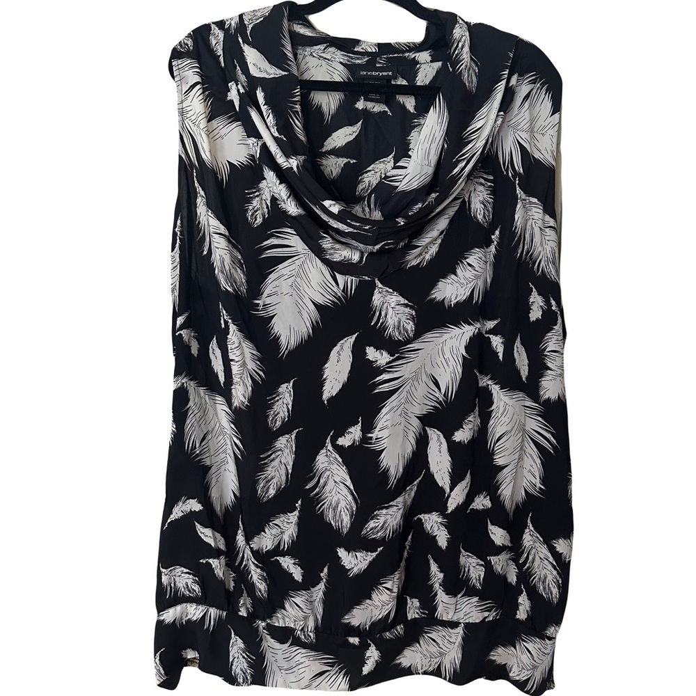 Lane Bryant 22/24 Feather Print Blouse